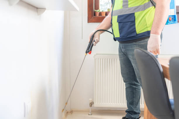Best Commercial Pest Control Services  in Valinda, CA
